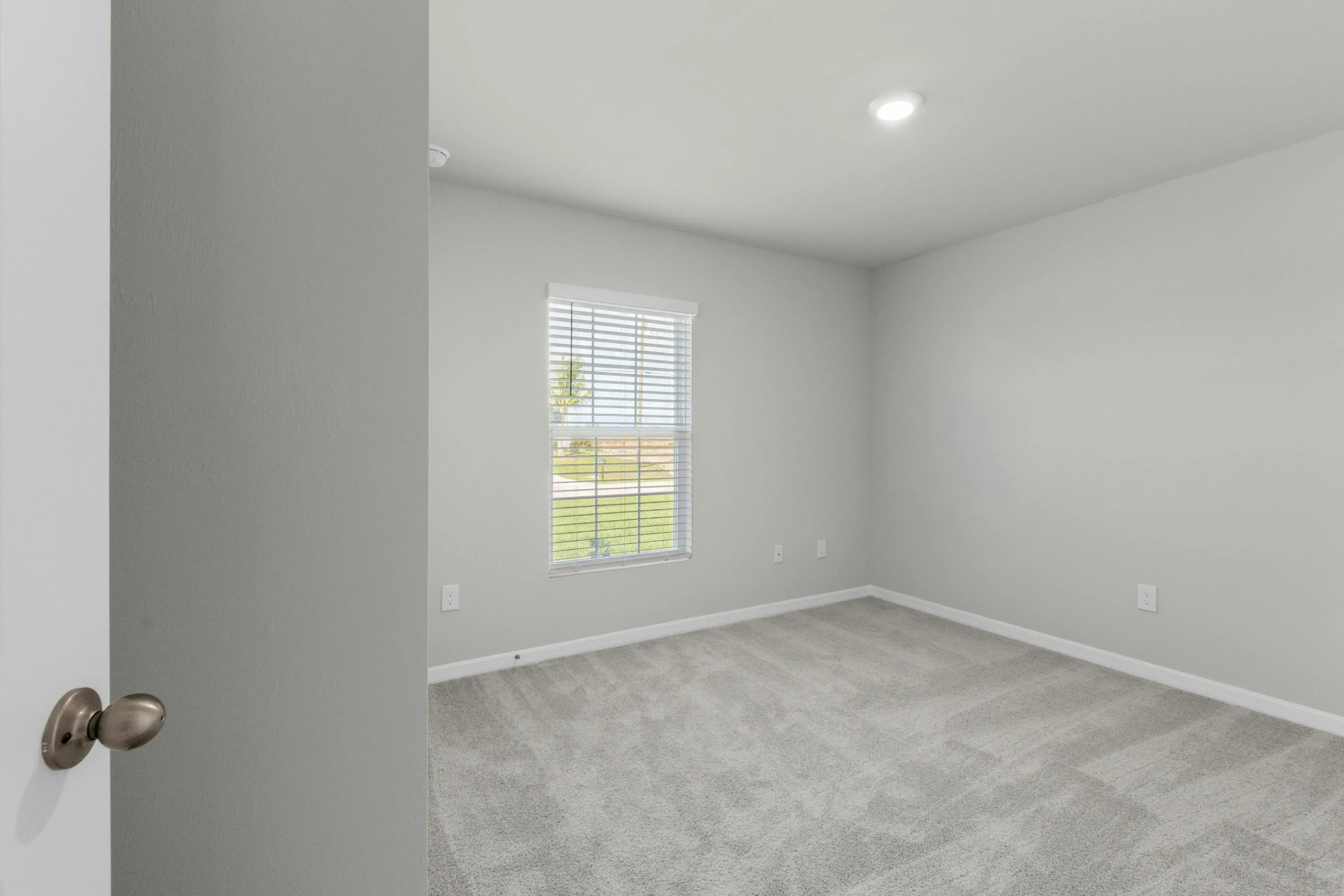 Virtually staged modern bedroom by Desiome - before