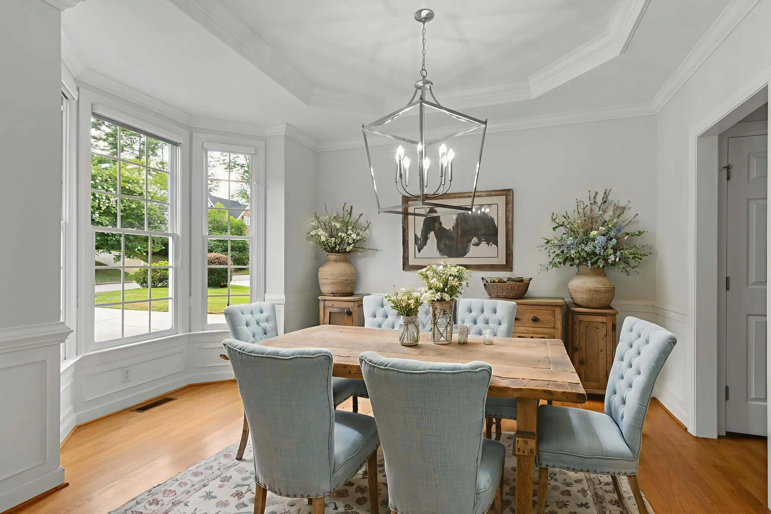 Virtually staged modern dining room by Desiome