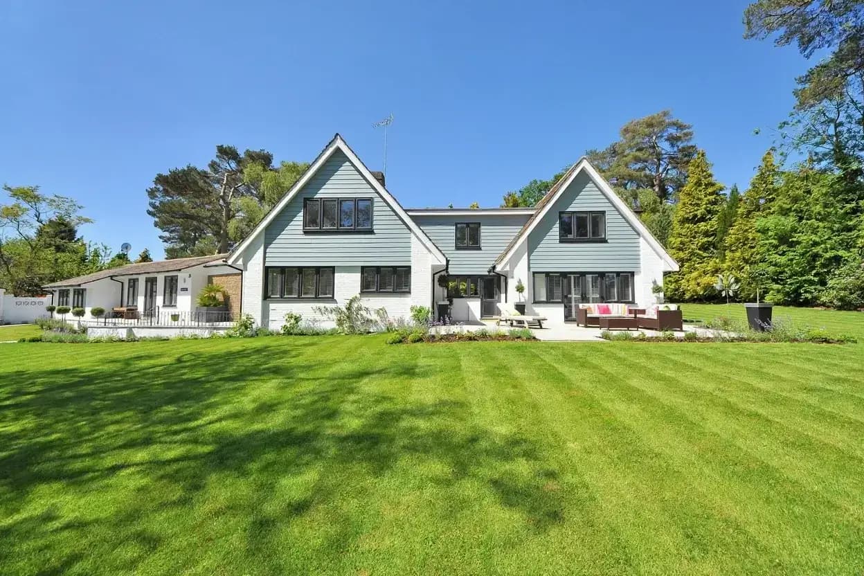 Outdoor property photo with twilight sky replacement by Desiome - before