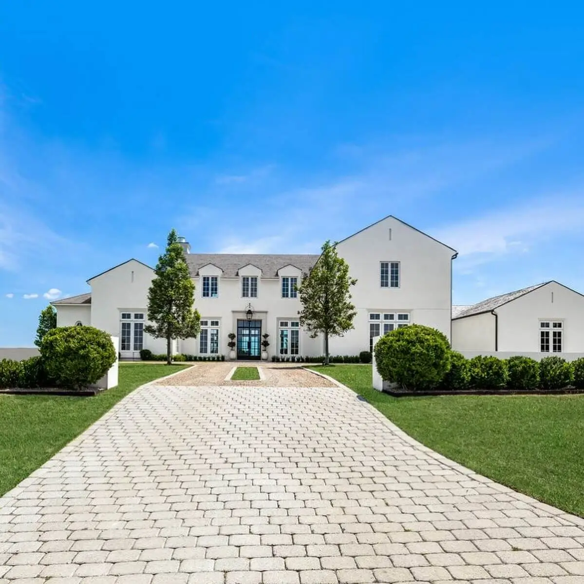 Outdoor property photo with twilight sky replacement by Desiome - before